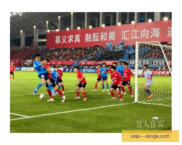 奥诺拉边路传中频频制造威胁助力球队进攻取得优势
